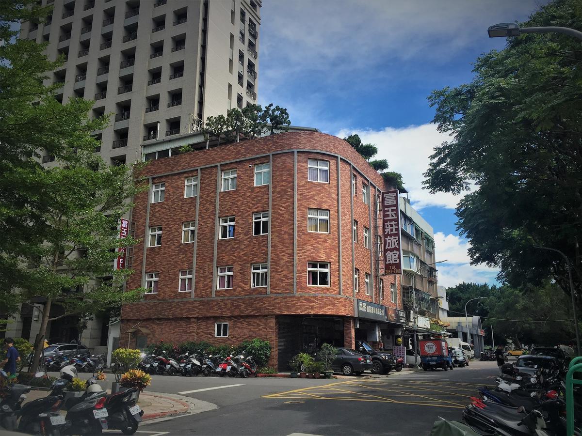 Rich Zone Hotel ไทเป ภายนอก รูปภาพ